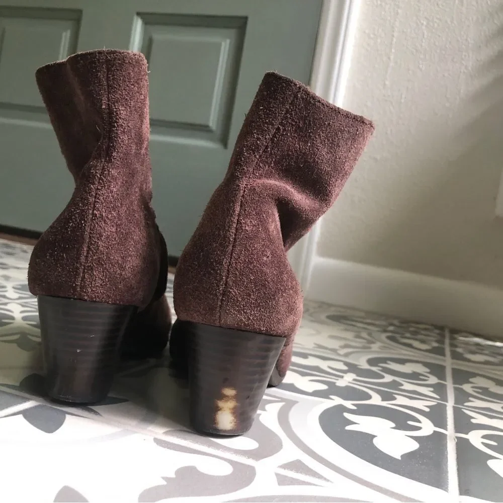 Lucky Brand Ankle Side Zip Suede Booties (7.5/8)